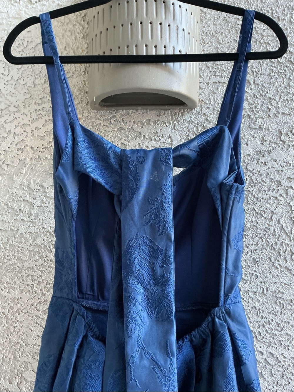 NWT Lulu’s Perfected Aura Navy Jacquard Tie-Back Maxi Dress with Pockets Large - Picture 8 of 11